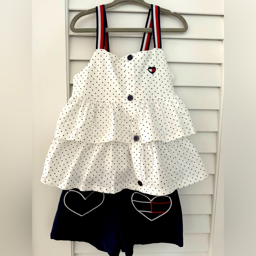 NEW WITH TAGS - Girls Tommy Hilfiger Shorts Set (size 6)